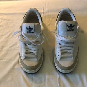 Adidas Vintage Rod Laver Tennis Shoes